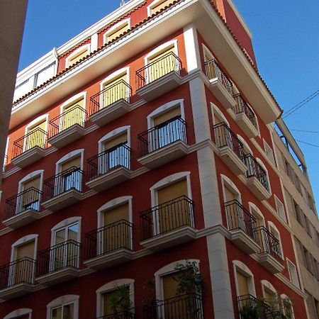 Family And Friends -Alicante Center Extérieur photo